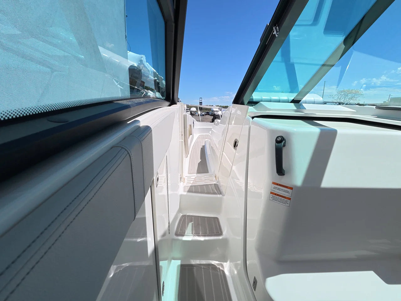 2026 Sea Ray Sundancer 320 Outboard 32.0 feet, Clearwater, Florida #32