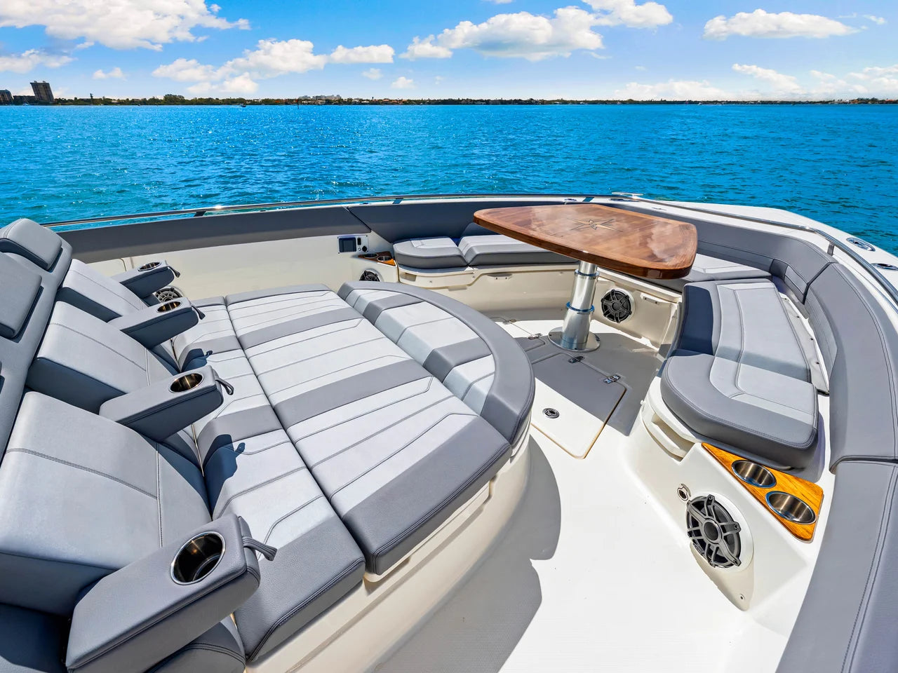 2025 Boston Whaler 420 Outrage 42.0 feet, Clearwater, Florida #22