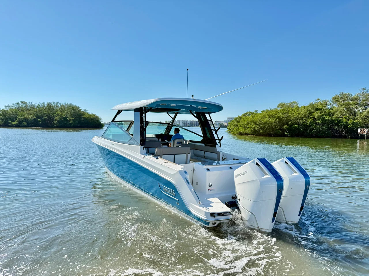 2026 Boston Whaler 330 Vantage 33.0 feet, Clearwater, Florida #15