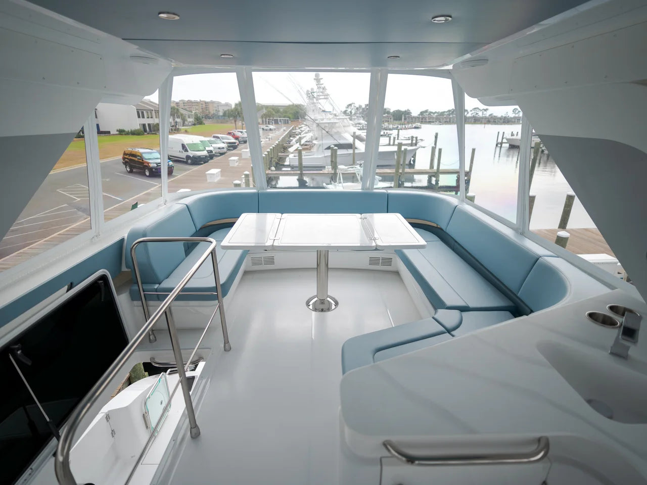 2026 Cruisers Yachts 57 FLY 57.0 feet, Clearwater, Florida #42