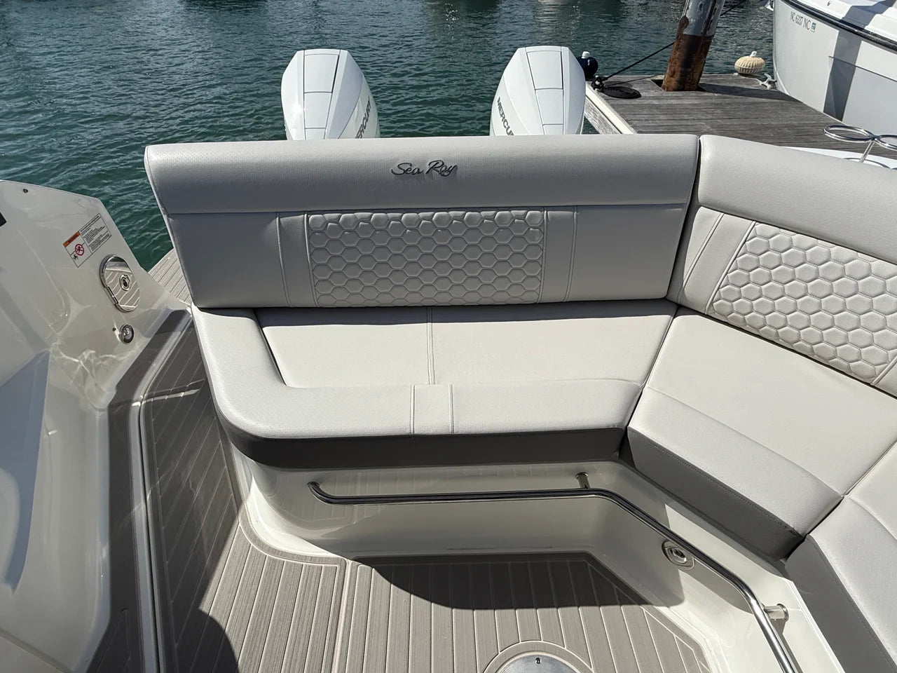 2026 Sea Ray Sundancer 320 Outboard 32.0 feet, Clearwater, Florida #9