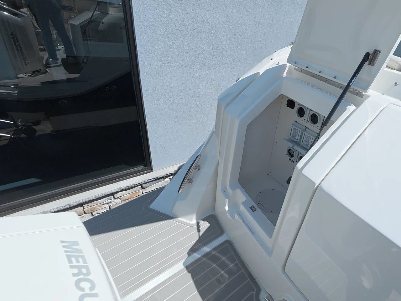 2026 Sea Ray Sundancer 320 Outboard 32.0 feet, Clearwater, Florida #9