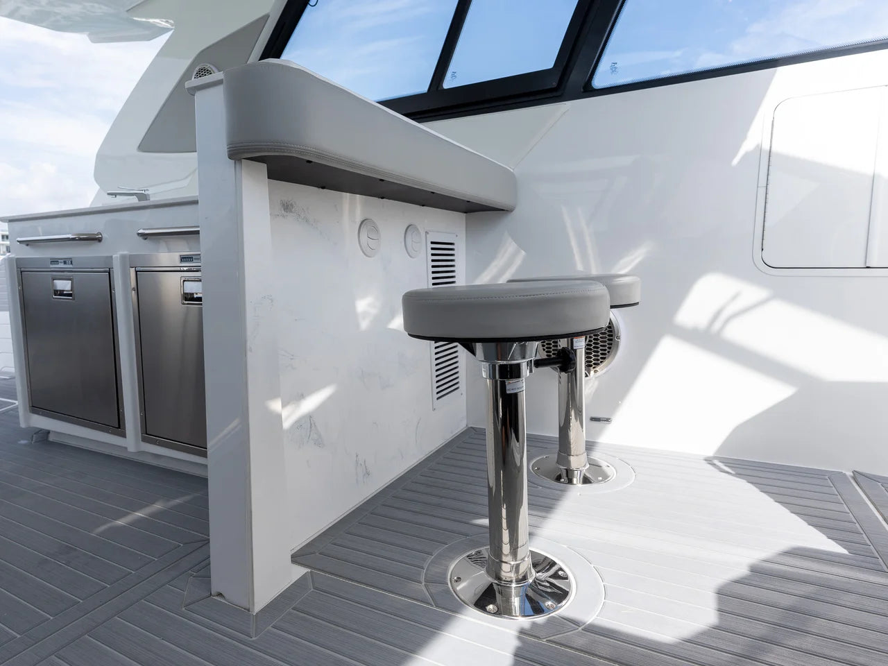 2026 Cruisers Yachts 42 GLS Outboard 42.0 feet, Clearwater, Florida #19