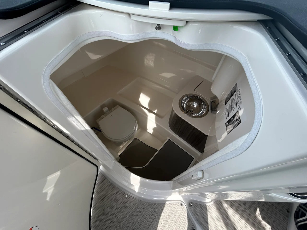 2026 Sea Ray SDX 270 Outboard 27.0 feet, Clearwater, Florida #28