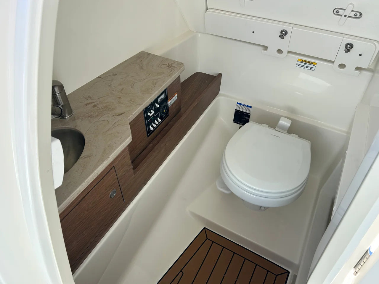 2026 Boston Whaler 280 Vantage 28.0 feet, Clearwater, Florida #22
