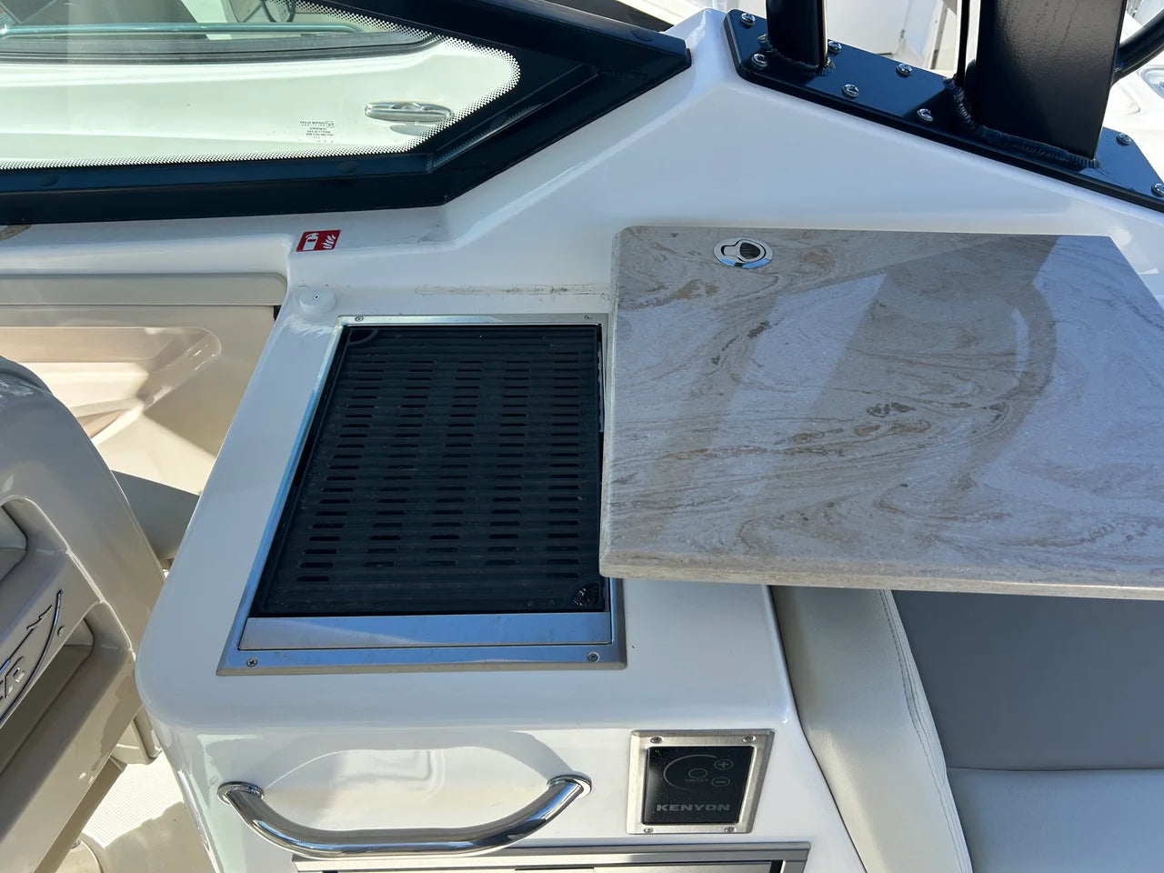 2026 Boston Whaler 280 Vantage 28.0 feet, Clearwater, Florida #15