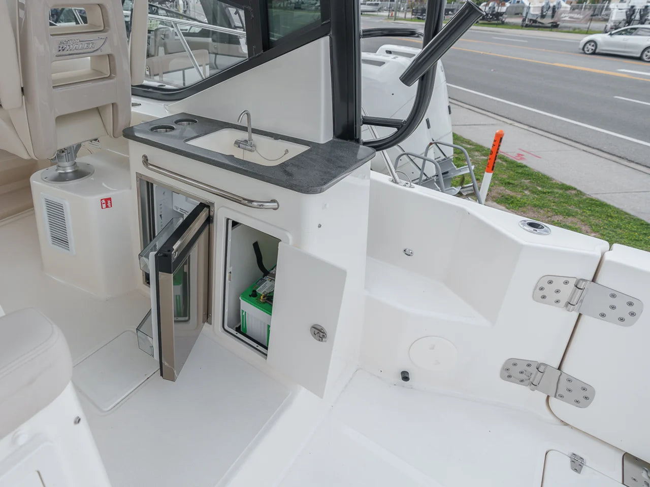 2026 Boston Whaler 325 Conquest 32.0 feet, Clearwater, Florida #50