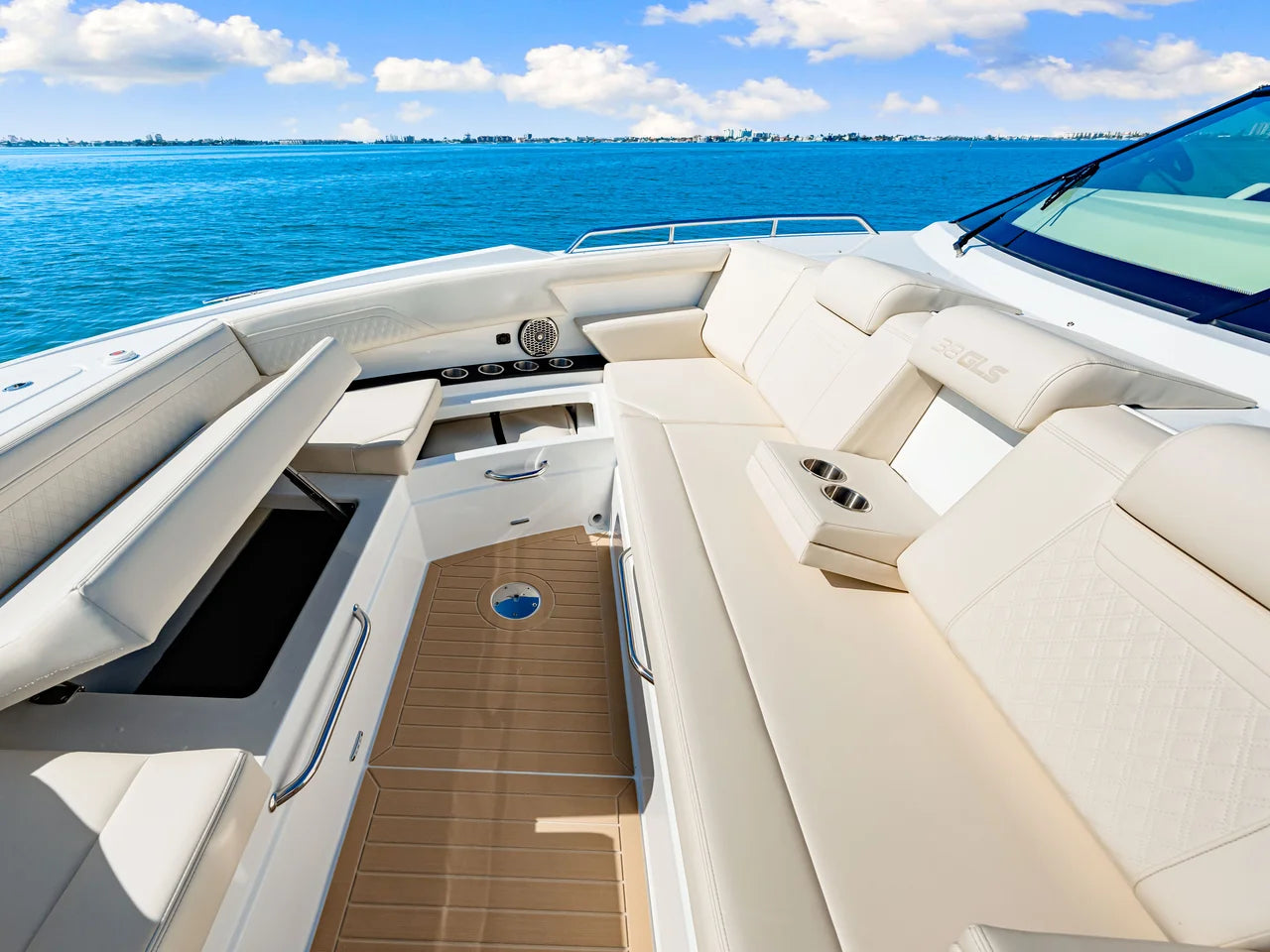 2026 Cruisers Yachts 38 GLS Outboard 38.0 feet, Clearwater, Florida #73