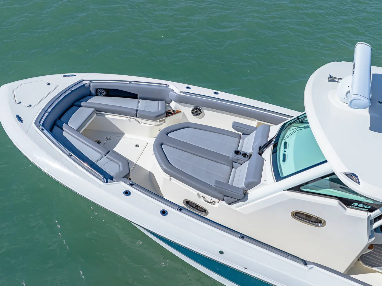 2026 Boston Whaler 360 Outrage 36.0 feet, Clearwater, Florida #70