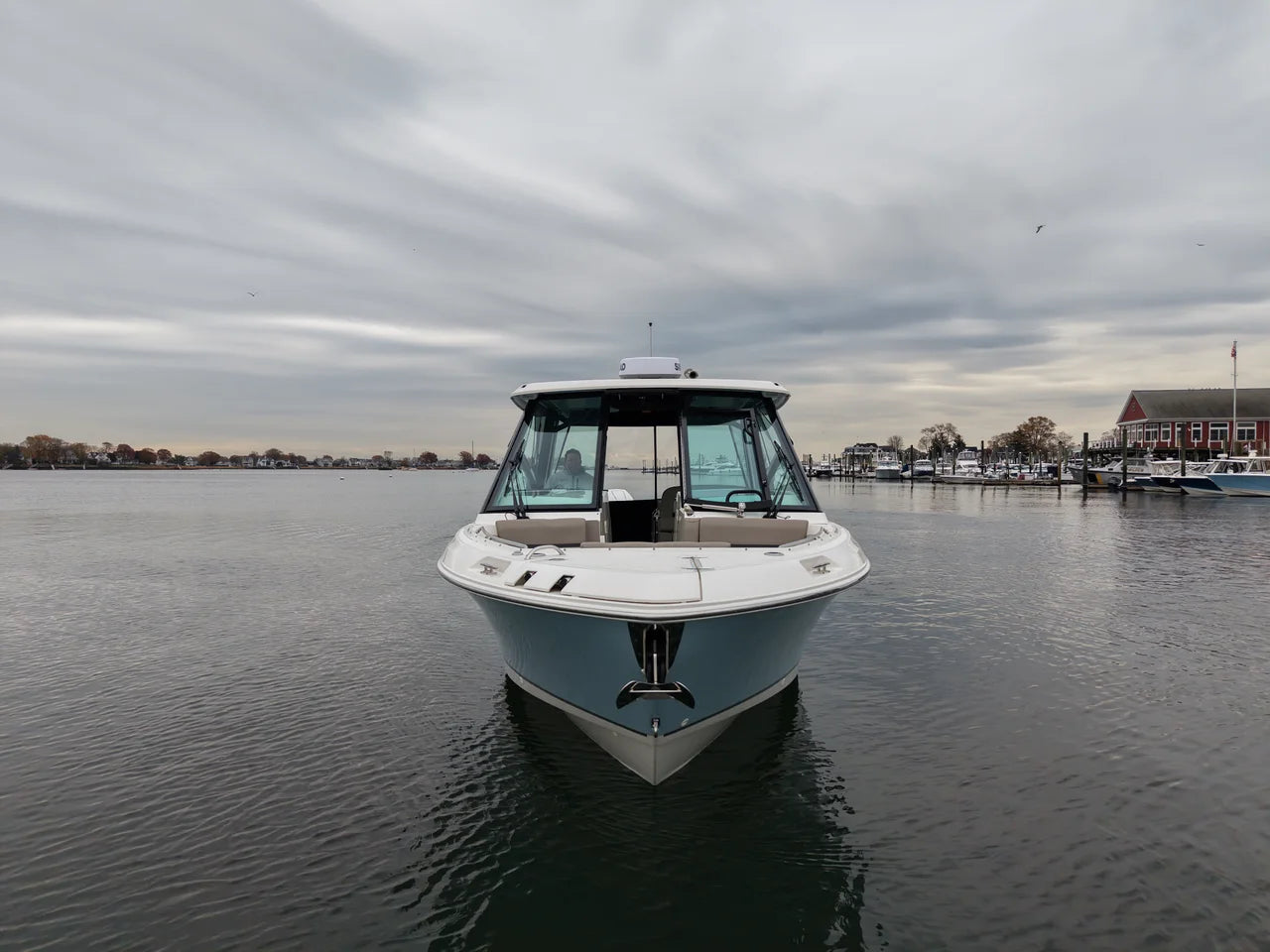 2026 Boston Whaler 330 Vantage 33.0 feet, Clearwater, Florida #13