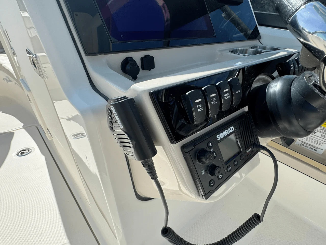2026 Boston Whaler 240 Vantage 24.0 feet, Clearwater, Florida #18