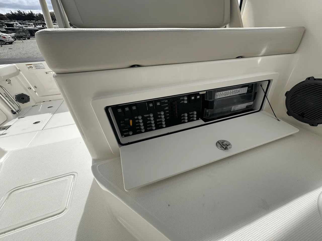 2026 Boston Whaler 325 Conquest 32.0 feet, Clearwater, Florida #27