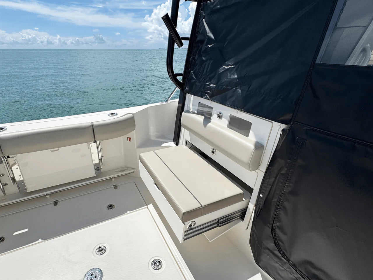 2026 Boston Whaler 365 Conquest 36.0 feet, Clearwater, Florida #18