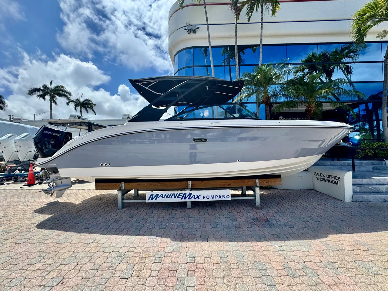 2026 Sea Ray SDX 270 Outboard 27.0 feet, Clearwater, Florida #1