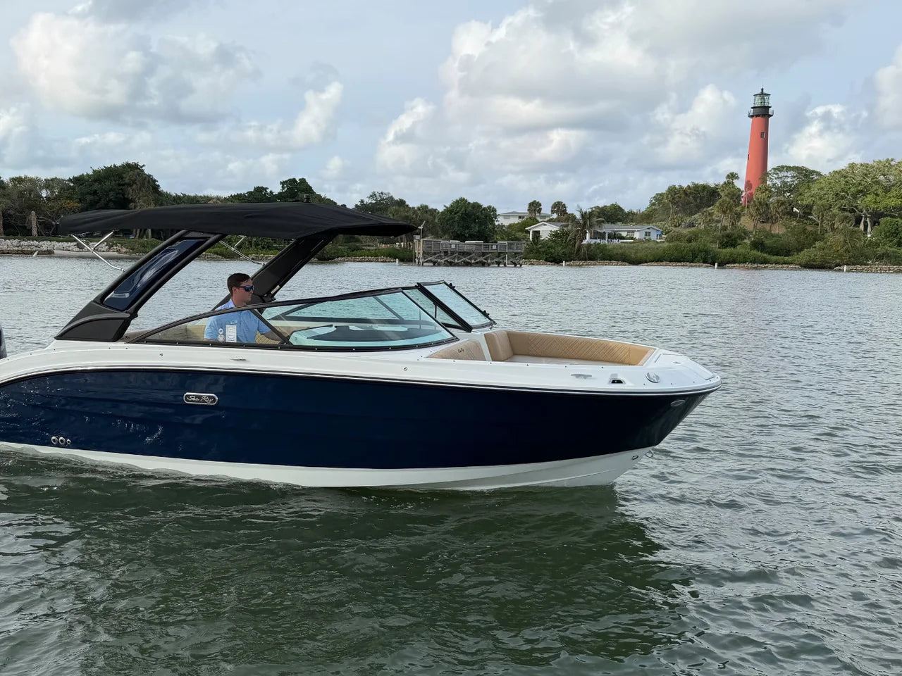 2026 Sea Ray SDX 250 Outboard 25.0 feet, Clearwater, Florida #1