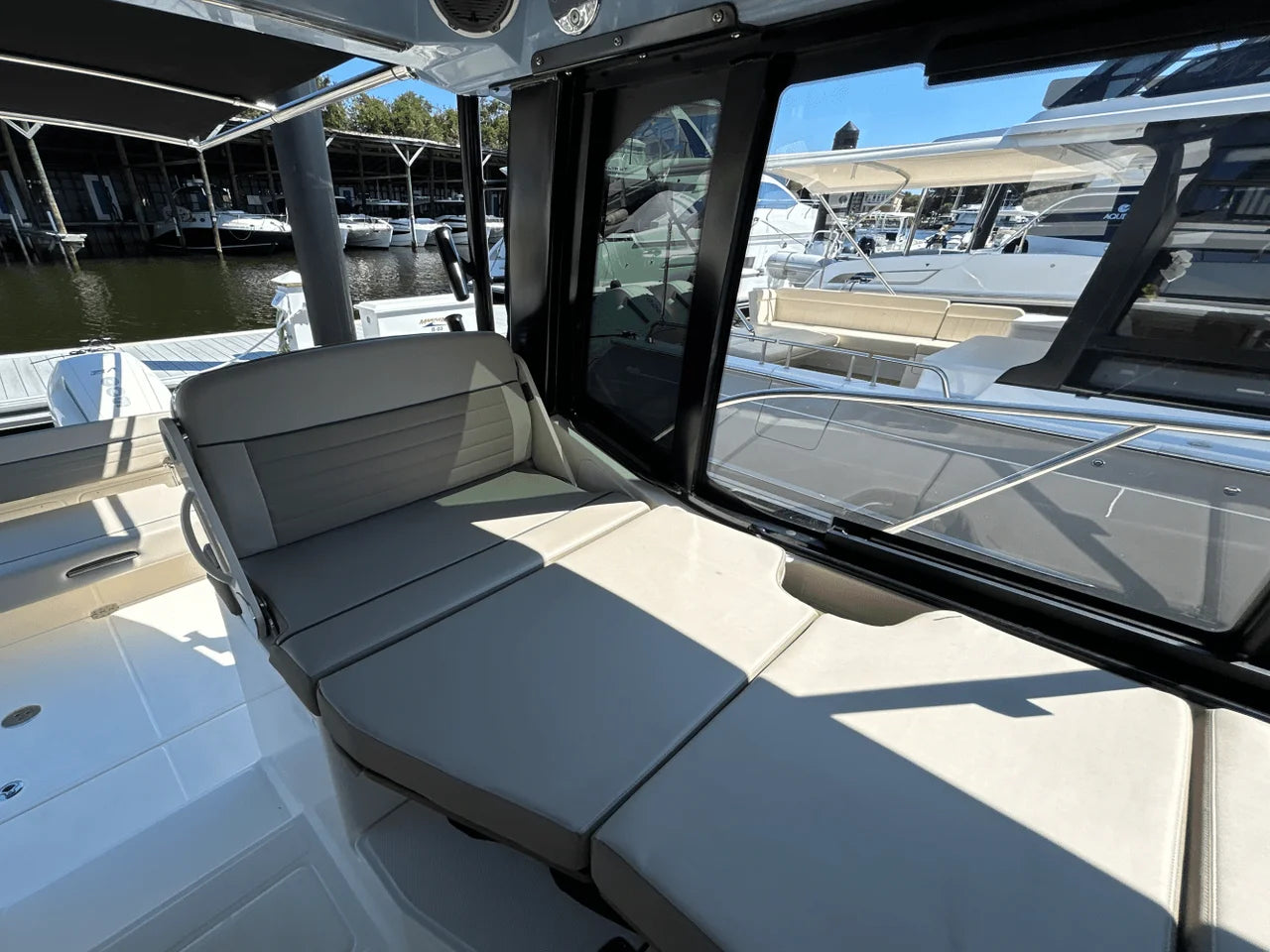 2025 Boston Whaler 365 Conquest 36.0 feet, Clearwater, Florida #20