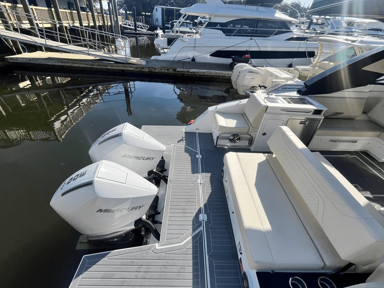 2025 Cruisers Yachts 34 GLS Outboard 34.0 feet, Clearwater, Florida #10