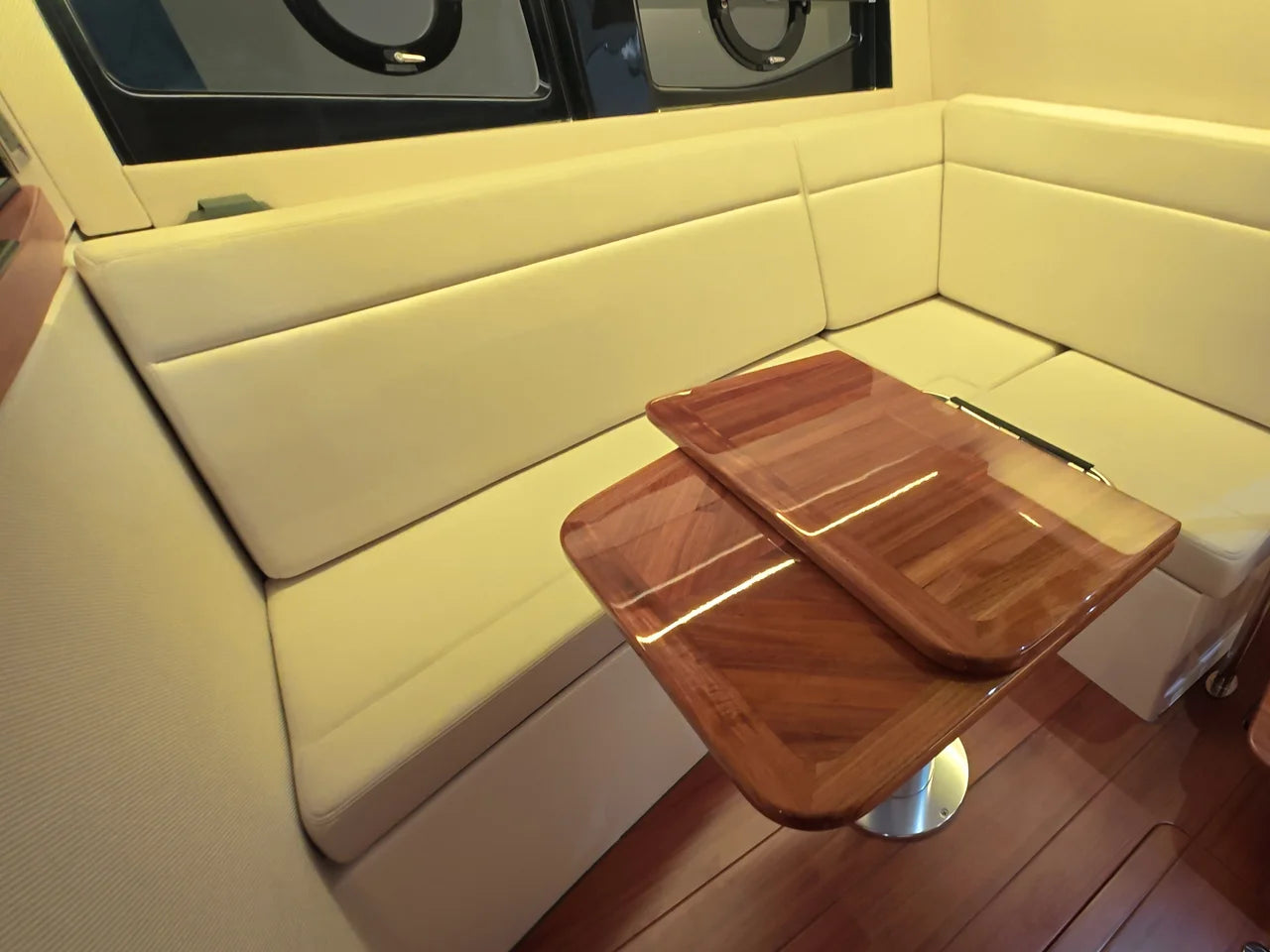 2026 Boston Whaler 405 Conquest 40.0 feet, Clearwater, Florida #29