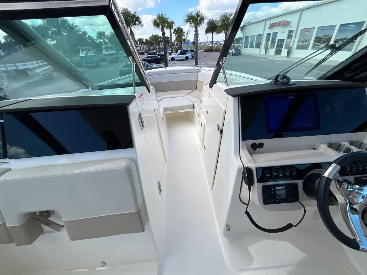 2026 Boston Whaler 280 Vantage 28.0 feet, Clearwater, Florida #14