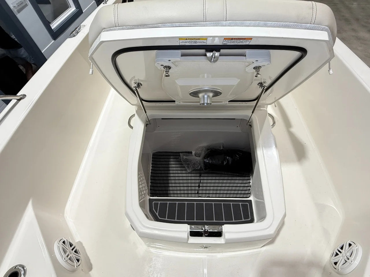 2026 Boston Whaler 250 Dauntless 25.0 feet, Clearwater, Florida #21