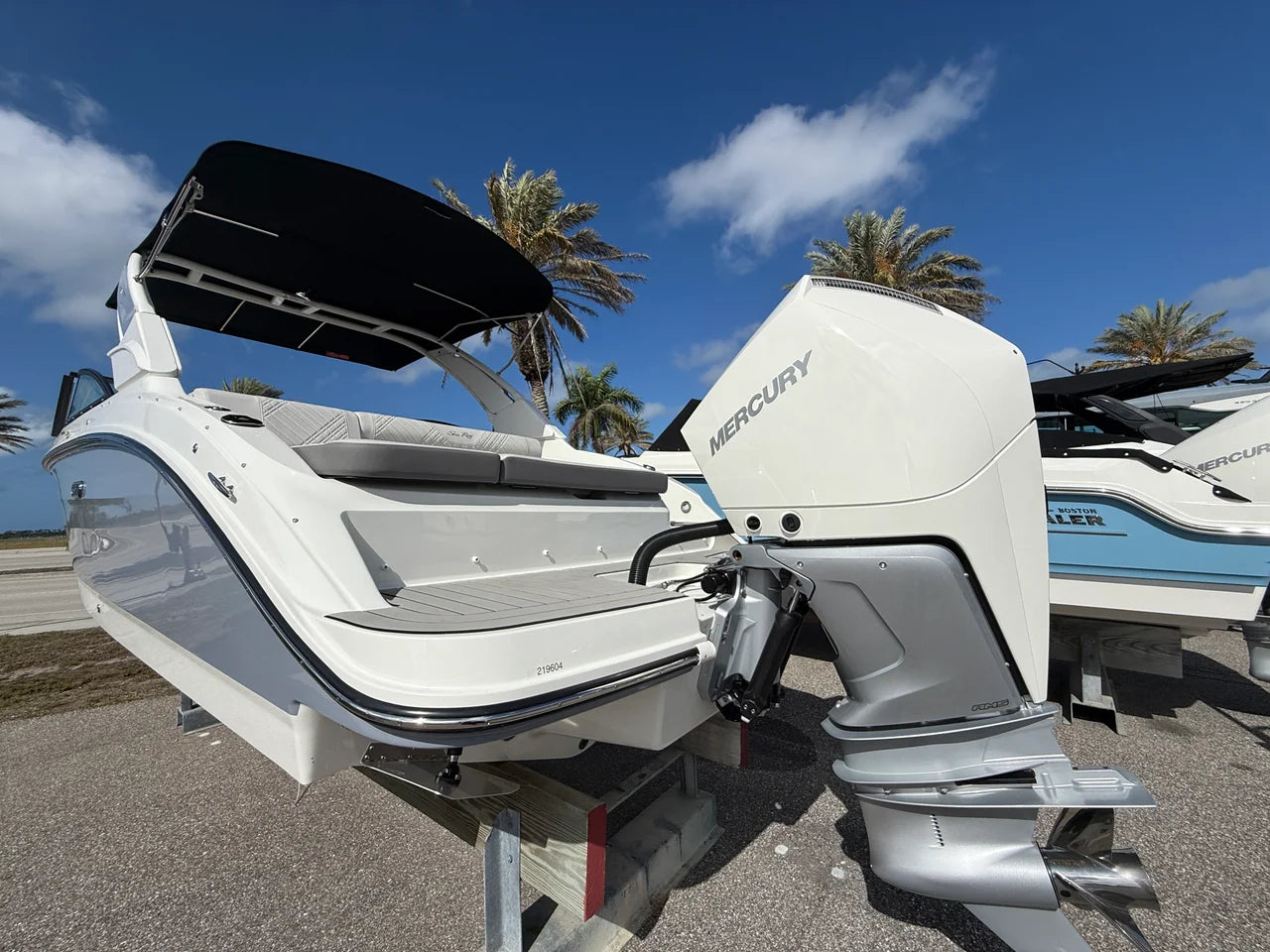 2026 Sea Ray SDX 250 Outboard 25.0 feet, Clearwater, Florida #4