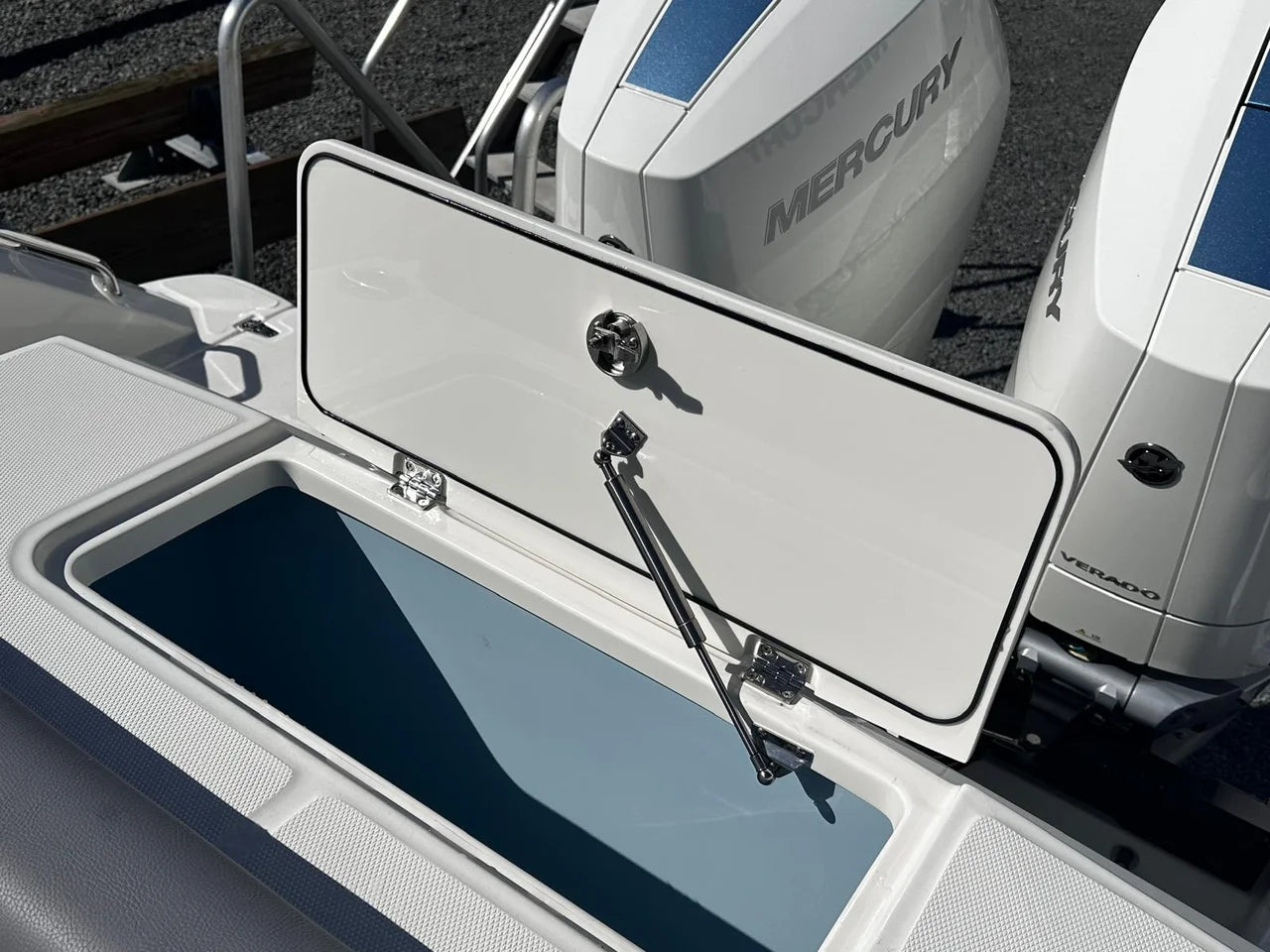 2026 Boston Whaler 330 Outrage 33.0 feet, Clearwater, Florida #33