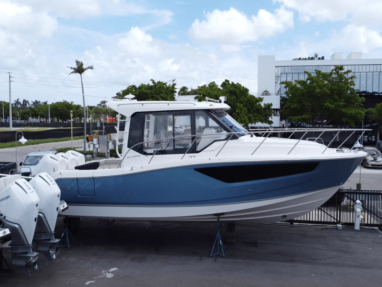 2025 Boston Whaler 365 Conquest 36.0 feet, Clearwater, Florida #2