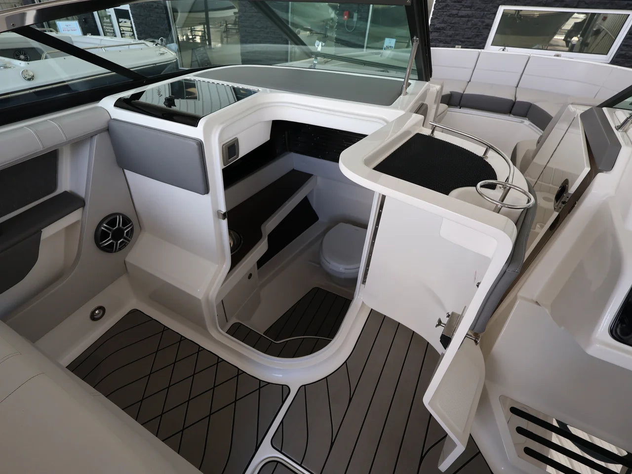 2026 Sea Ray SLX 310 Outboard 31.0 feet, Clearwater, Florida #13