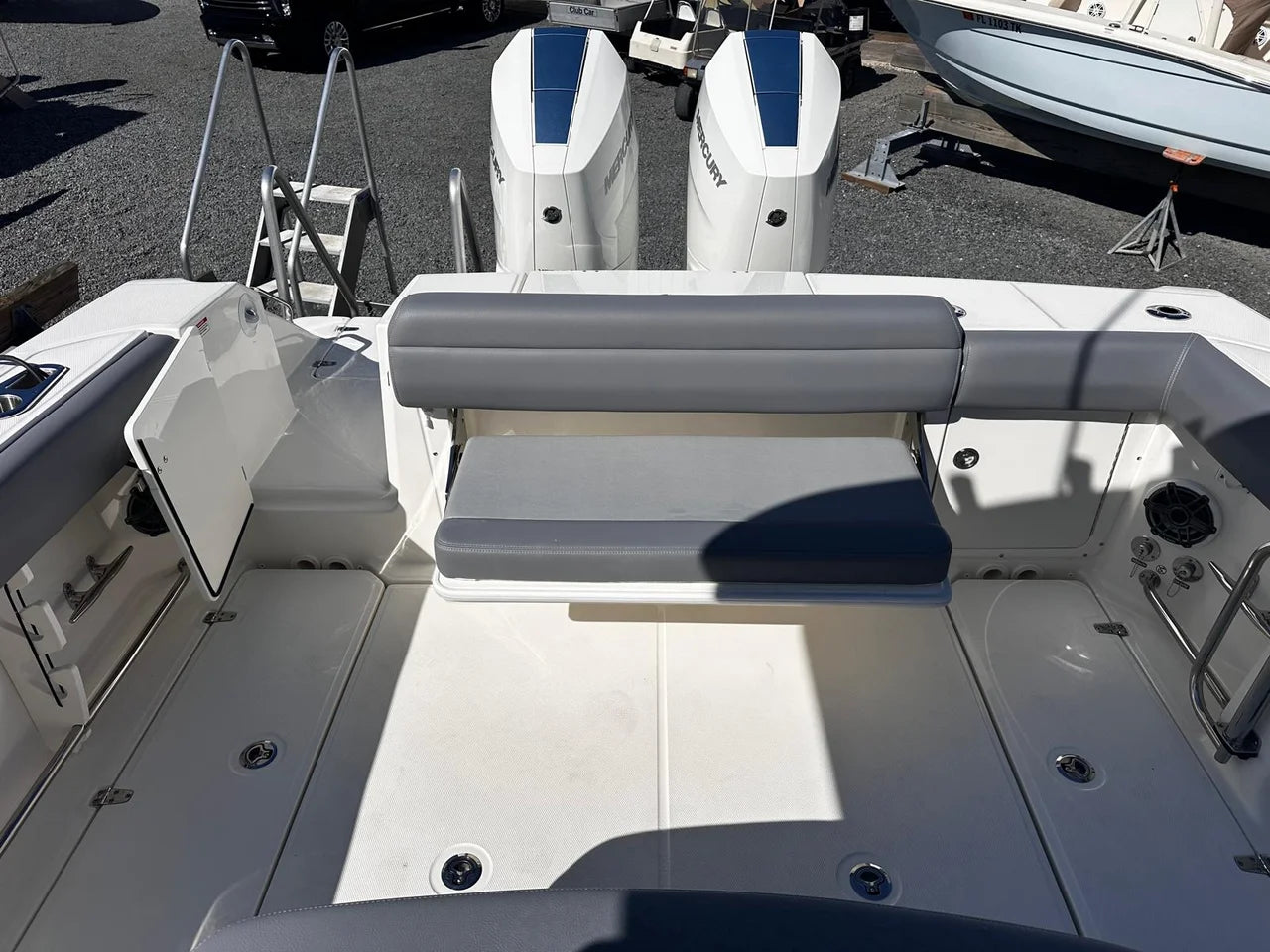 2026 Boston Whaler 330 Outrage 33.0 feet, Clearwater, Florida #29