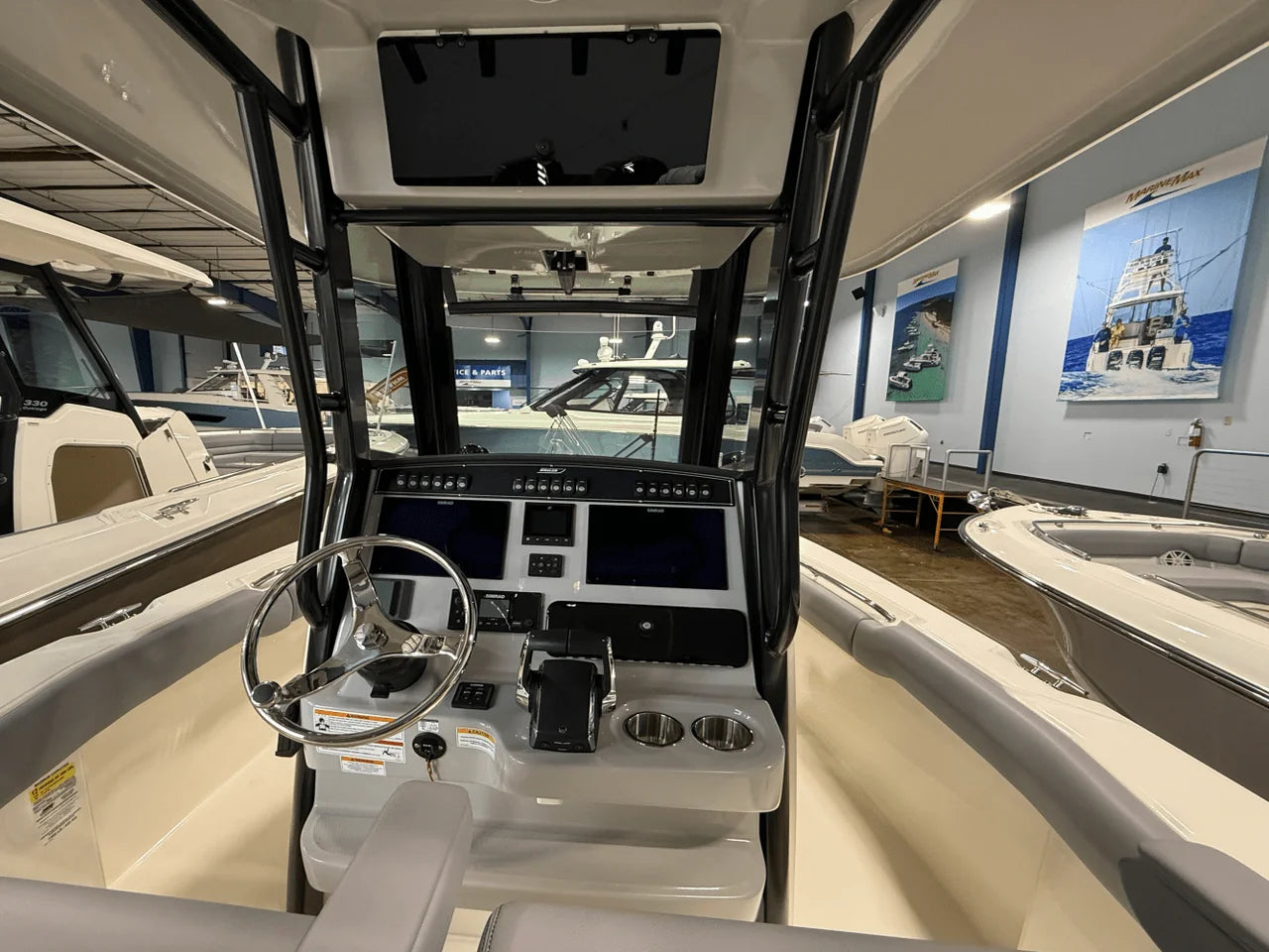 2026 Boston Whaler 250 Outrage 25.0 feet, Clearwater, Florida #8