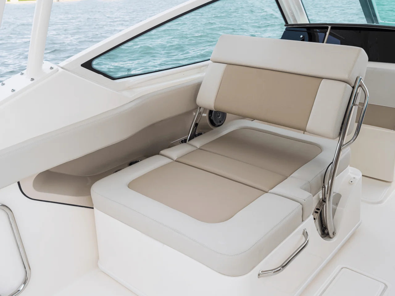 2026 Boston Whaler 280 Vantage 28.0 feet, Clearwater, Florida #54