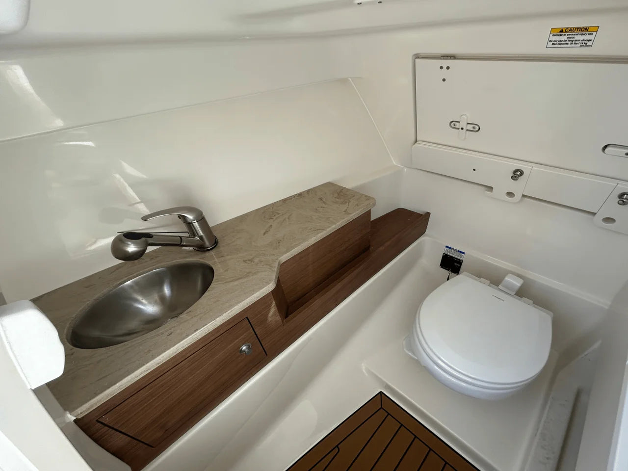 2026 Boston Whaler 280 Vantage 28.0 feet, Clearwater, Florida #24