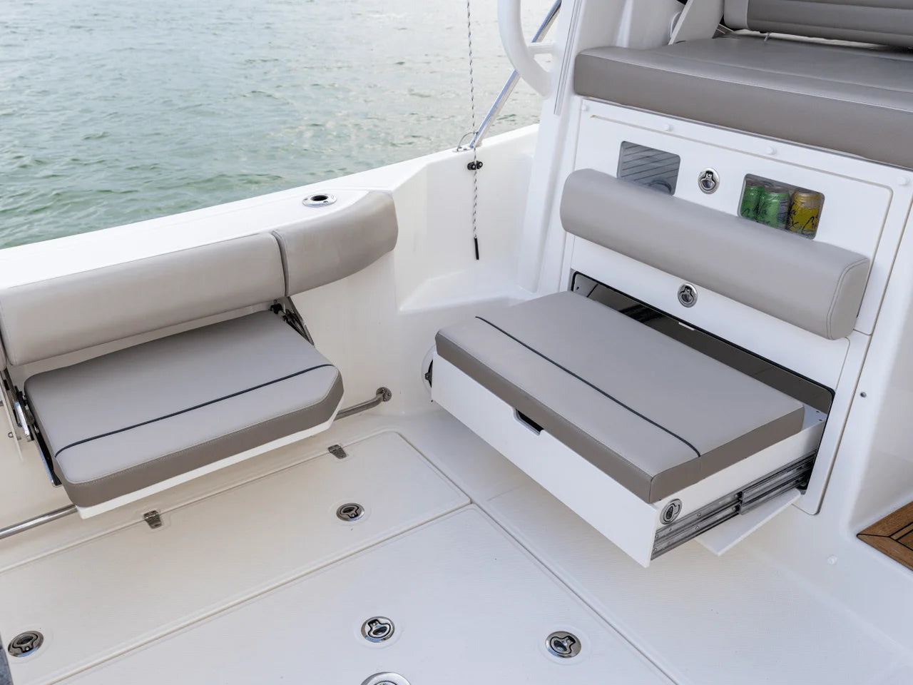 2026 Boston Whaler 365 Conquest 36.0 feet, Clearwater, Florida #68