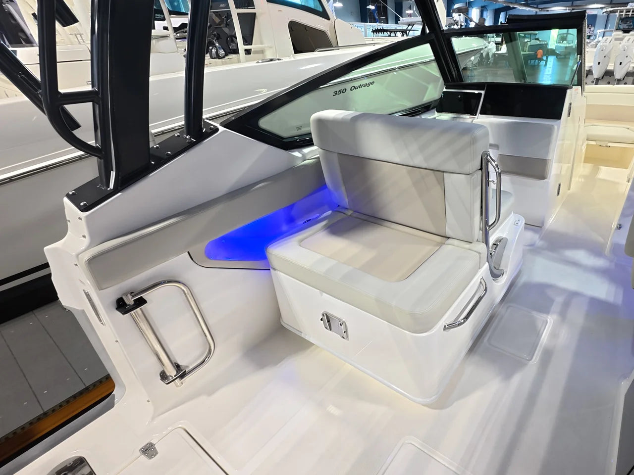 2026 Boston Whaler 280 Vantage 28.0 feet, Clearwater, Florida #10