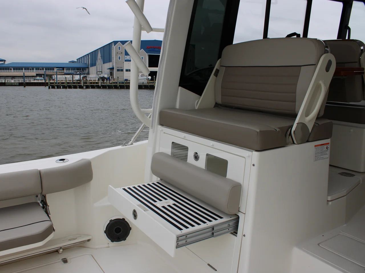 2025 Boston Whaler 365 Conquest 36.0 feet, Clearwater, Florida #48
