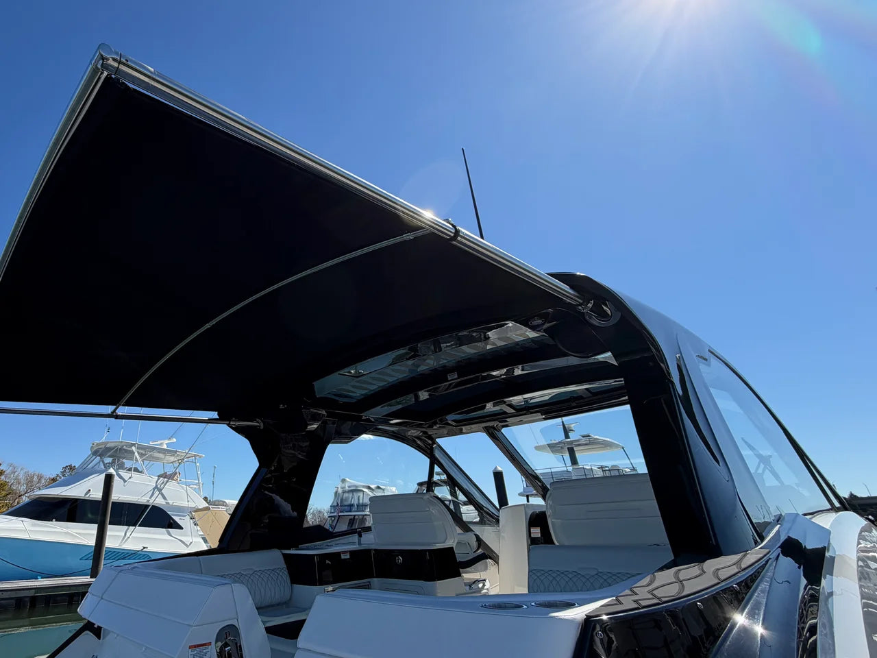 2026 Sea Ray Sundancer 370 Outboard 37.0 feet, Clearwater, Florida #12