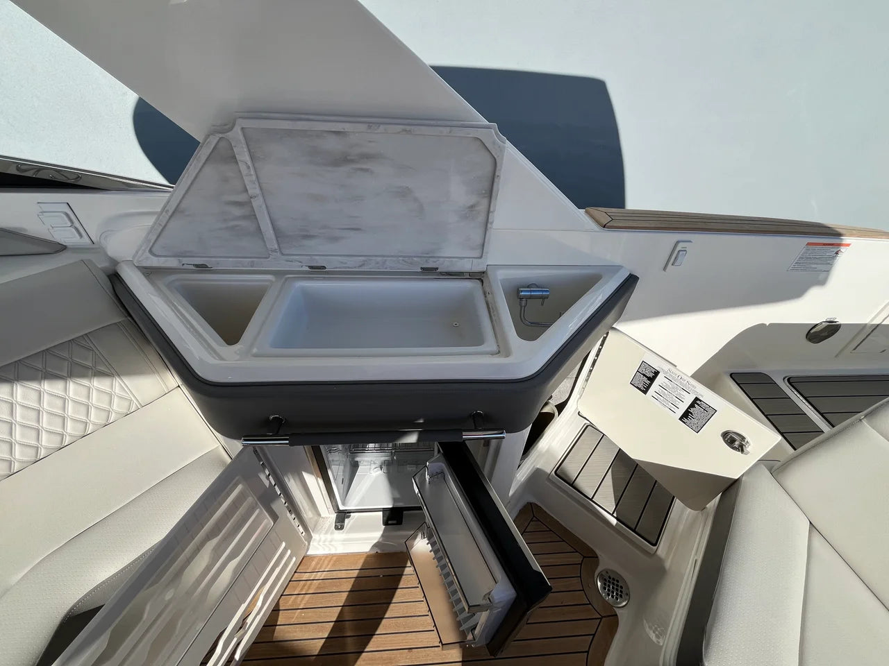 2026 Sea Ray SLX 310 Outboard 31.0 feet, Clearwater, Florida #17