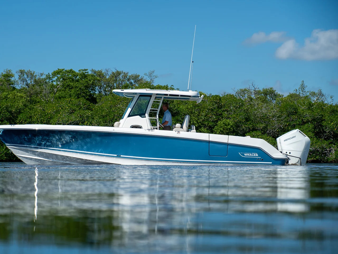 2026 Boston Whaler 330 Outrage 33.0 feet, Clearwater, Florida #27