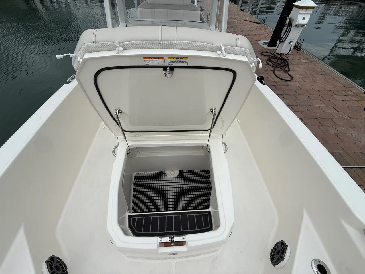 2026 Boston Whaler 250 Dauntless 25.0 feet, Clearwater, Florida #9