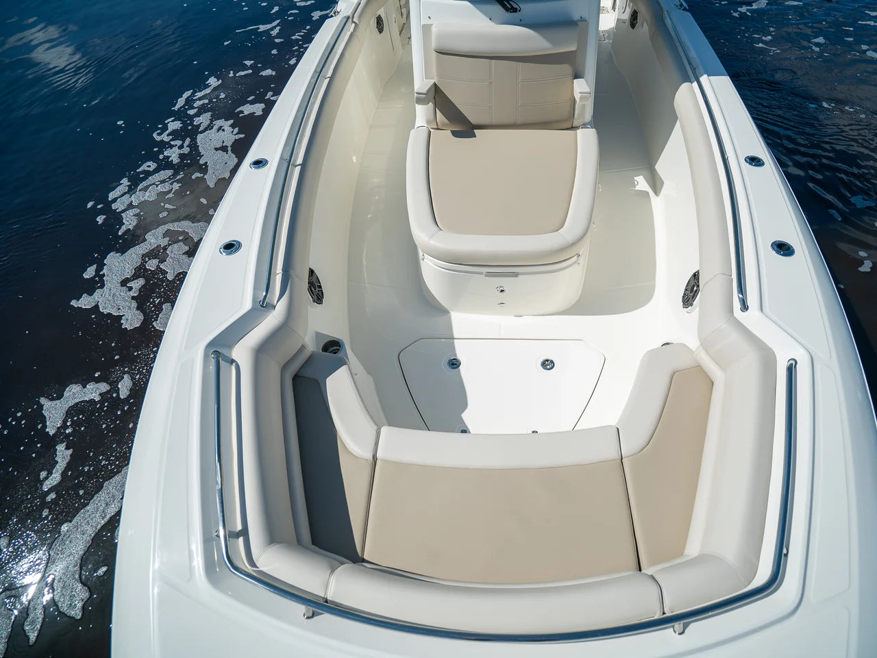 2026 Boston Whaler 330 Outrage 33.0 feet, Clearwater, Florida #20