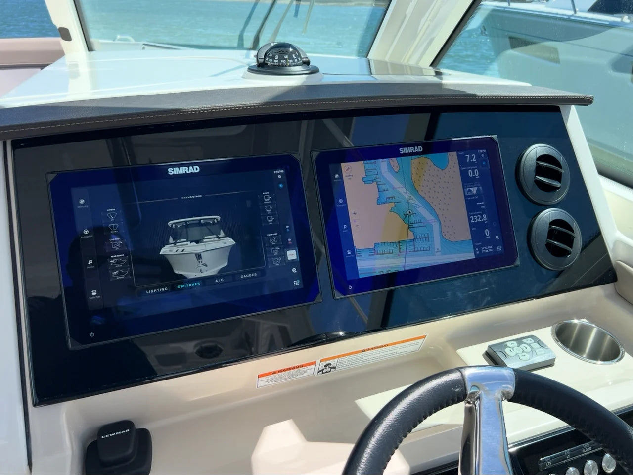 2026 Boston Whaler 330 Vantage 33.0 feet, Clearwater, Florida #19