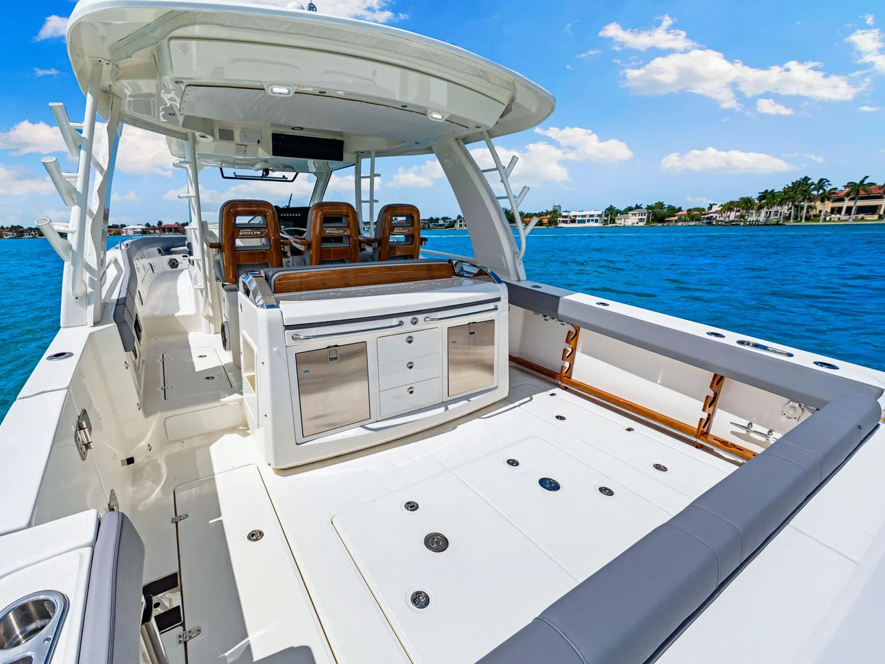 2025 Boston Whaler 420 Outrage 42.0 feet, Clearwater, Florida #47