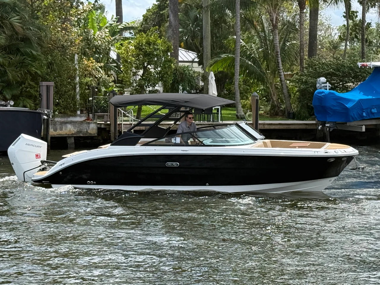 2026 Sea Ray SDX 270 Outboard 27.0 feet, Clearwater, Florida #1