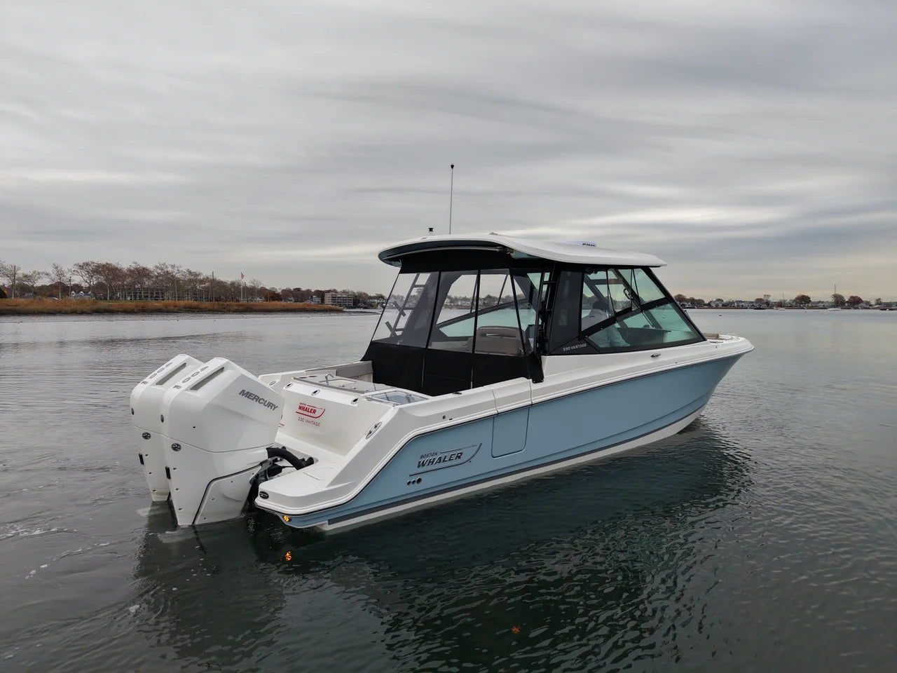 2026 Boston Whaler 330 Vantage 33.0 feet, Clearwater, Florida #8
