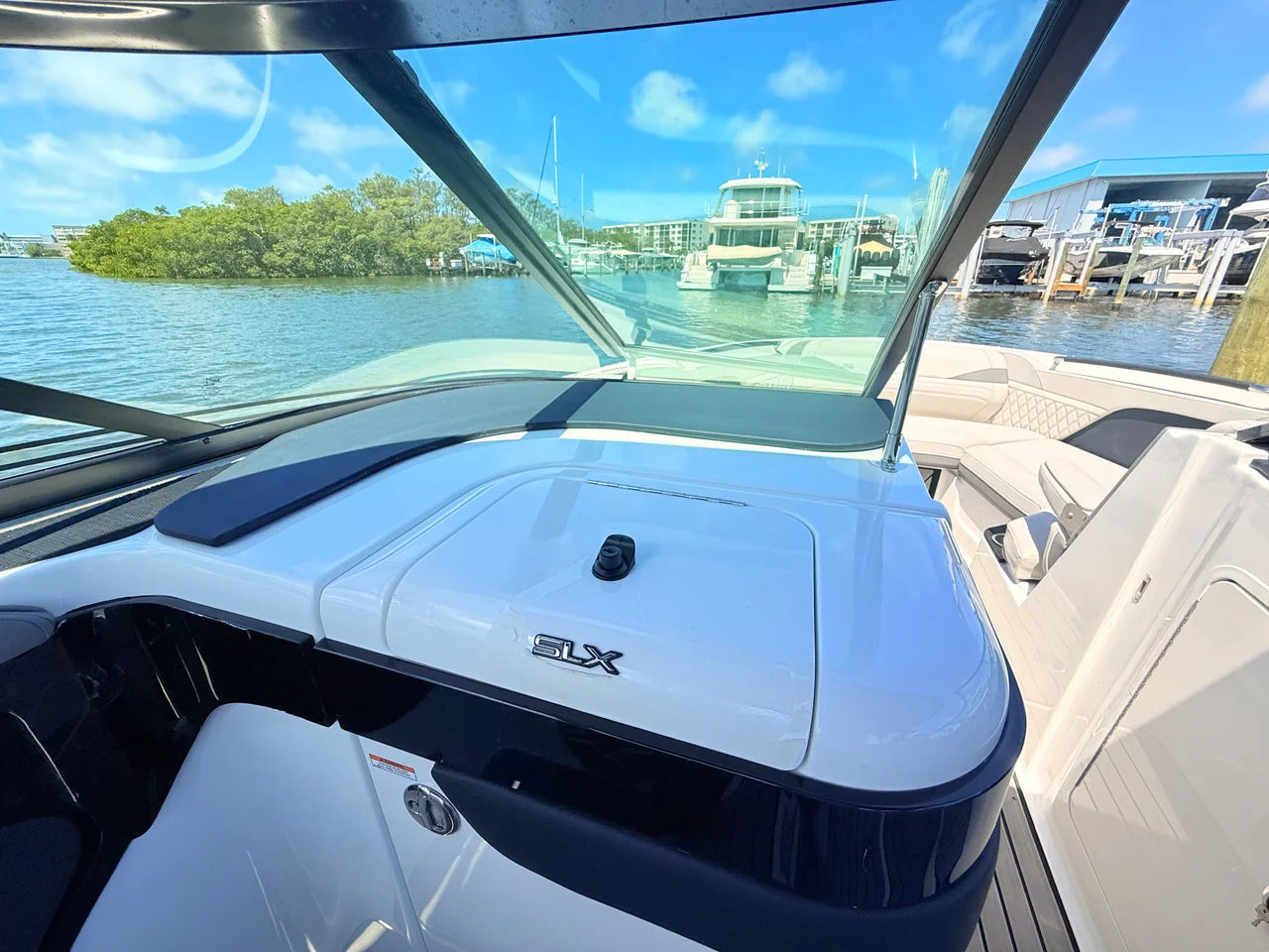 2026 Sea Ray SLX 280 Outboard 28.0 feet, Clearwater, Florida #60