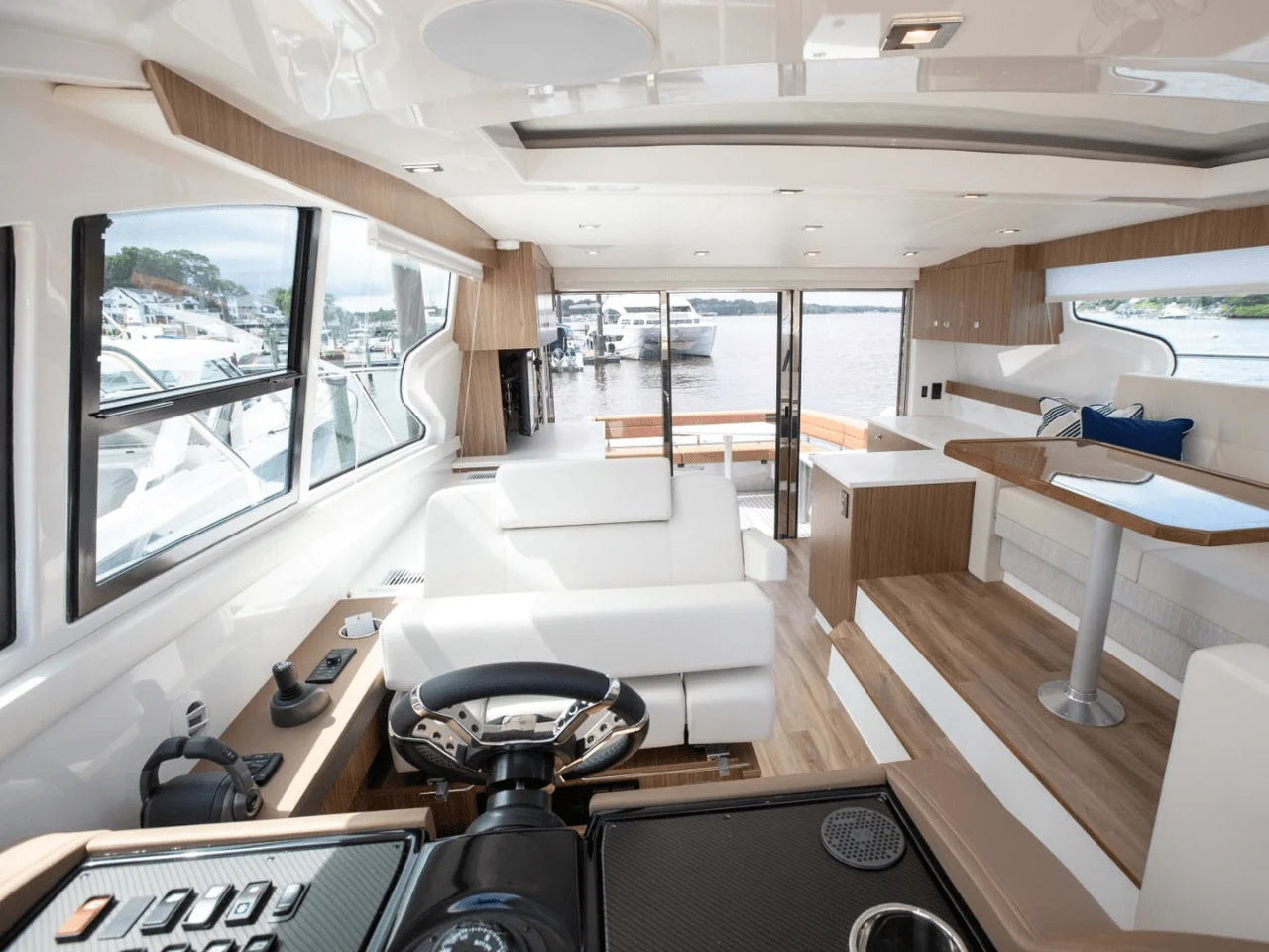 2025 Cruisers Yachts 46 Cantius 46.0 feet, Clearwater, Florida #57