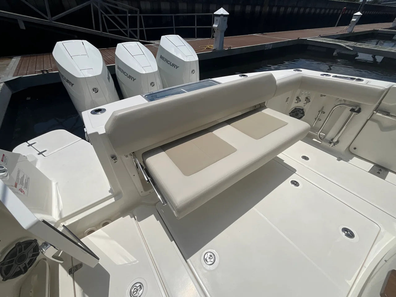 2026 Boston Whaler 360 Outrage 36.0 feet, Clearwater, Florida #12