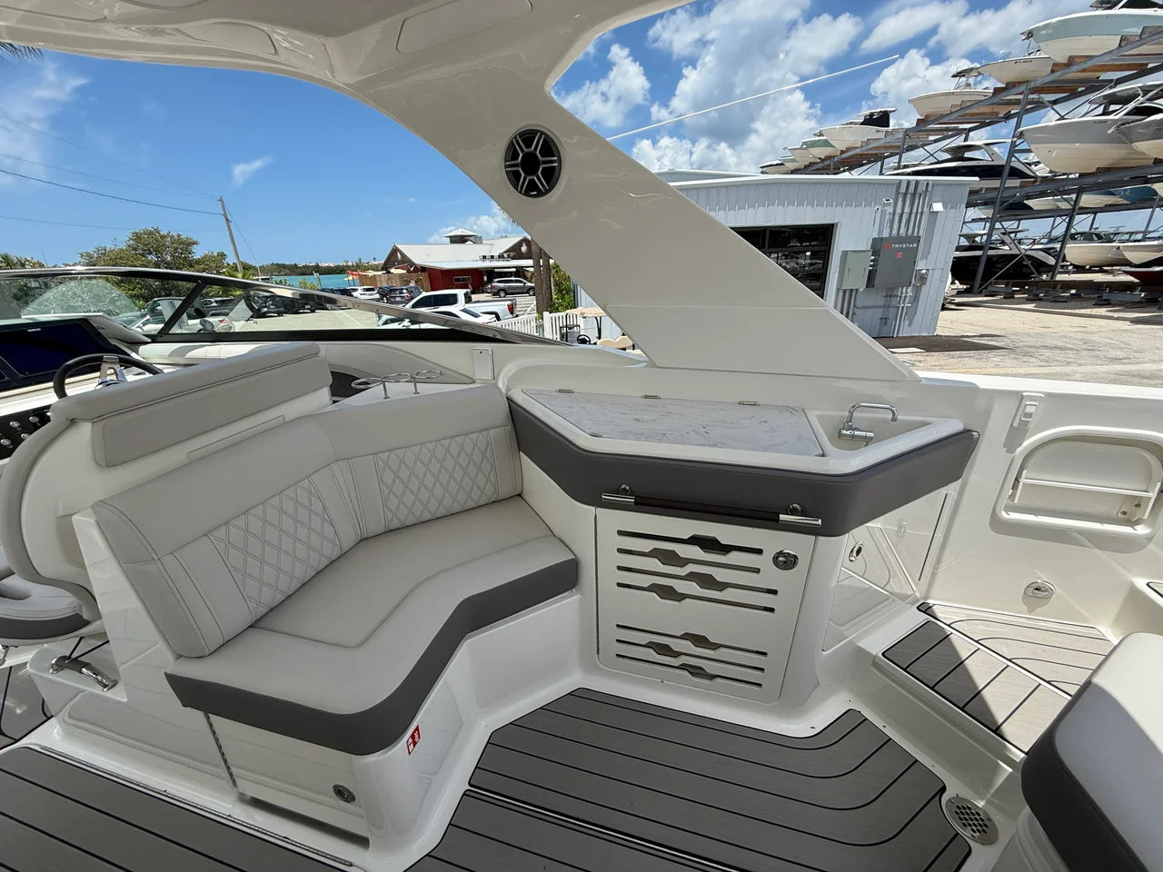 2026 Sea Ray SLX 310 Outboard 31.0 feet, Clearwater, Florida #15