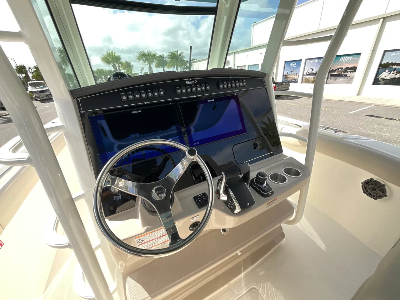 2026 Boston Whaler 330 Outrage 33.0 feet, Clearwater, Florida #12