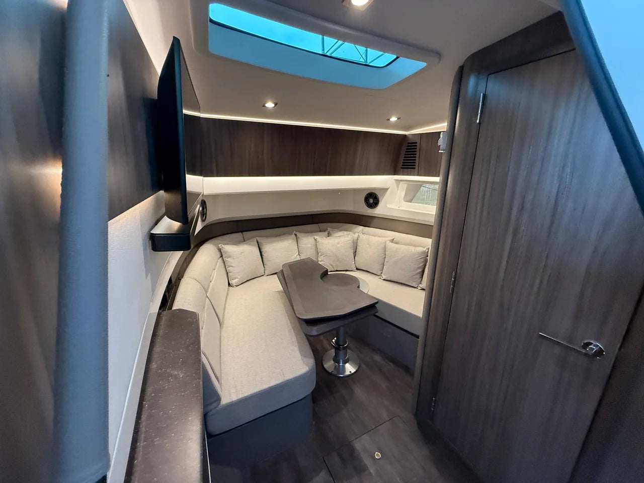 2026 Sea Ray SLX 400 Outboard 40.0 feet, Clearwater, Florida #40
